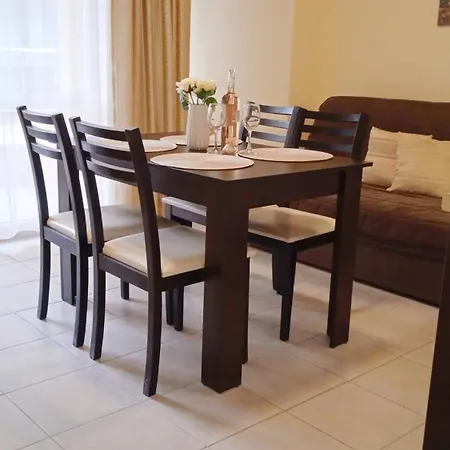 Апартамент в непосредствена близост до плажа Бургас