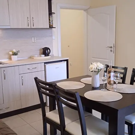 в непосредствена близост до плажа 公寓 布尔加斯